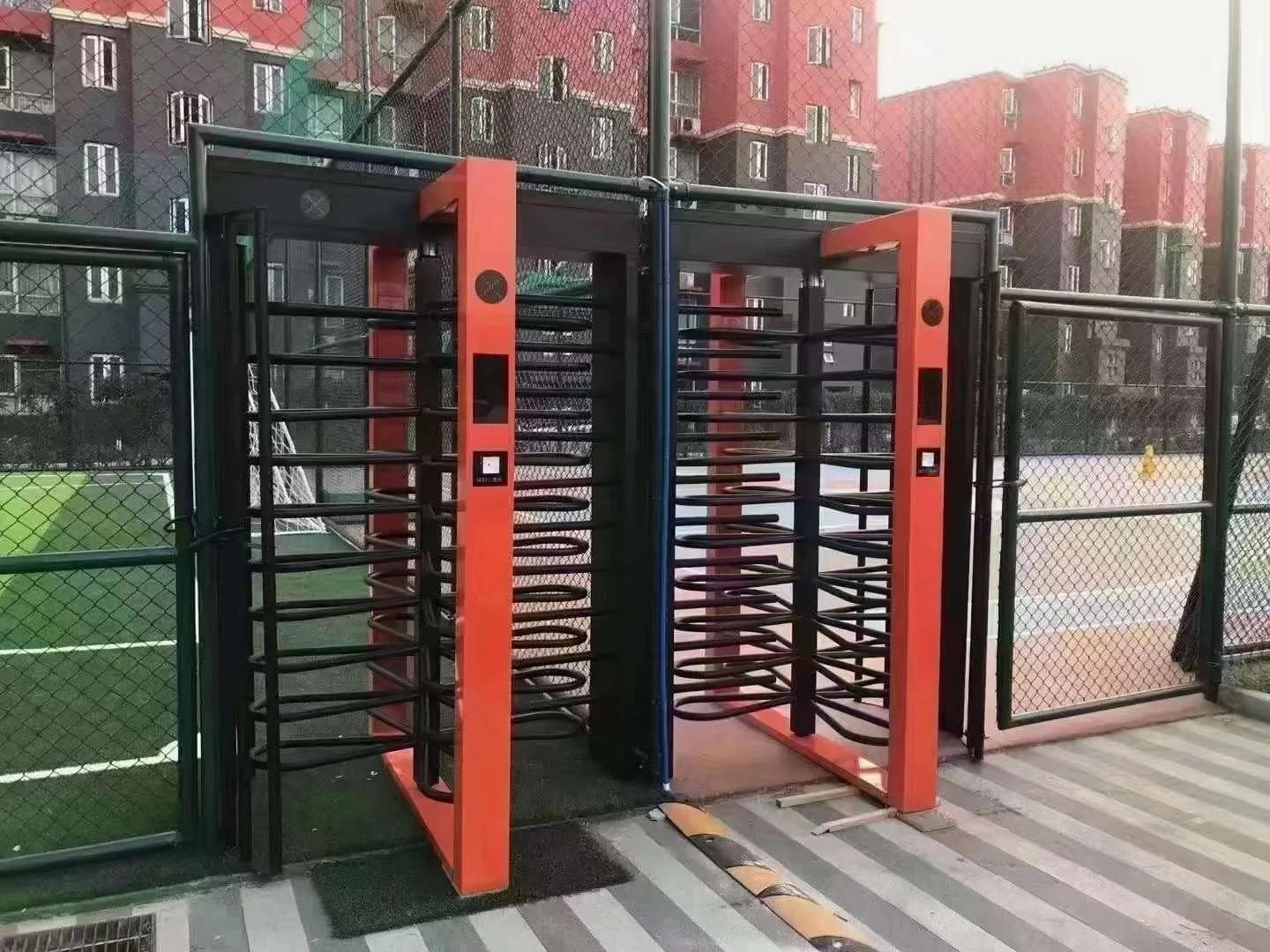 Discovering the Versatility of Turnstile Mechanism Solutions | KARSUN the JS-QGZ006 – Double Channel Column 90° Rotating Full Height Turnstile Gate