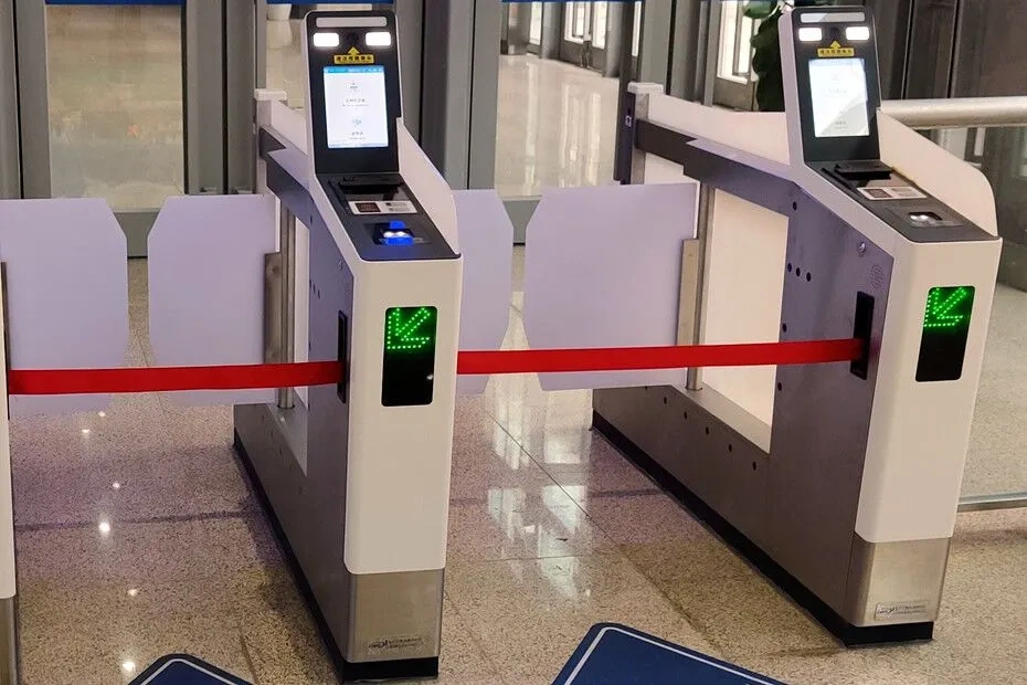automatic-ticketing-turnstile-2