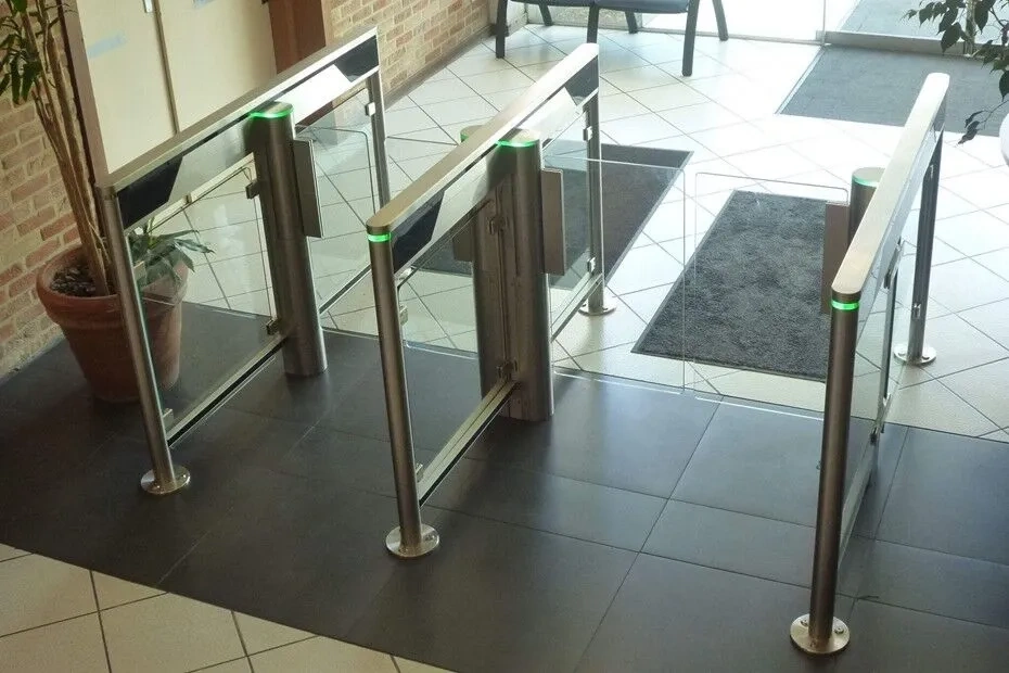glass swing gate